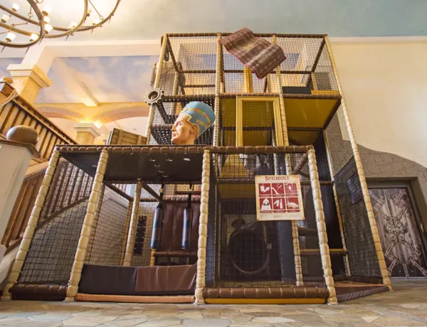 Heide Park Resort Abenteuerhotel Lobby 004