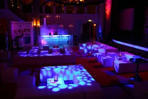 White Lounge 1