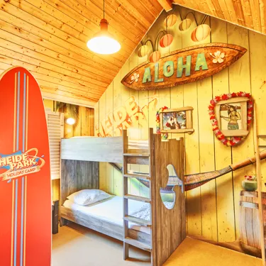 Innenraum der Aloha Hütte - günstige Urlaubsziele & Urlaub mit Kindern
