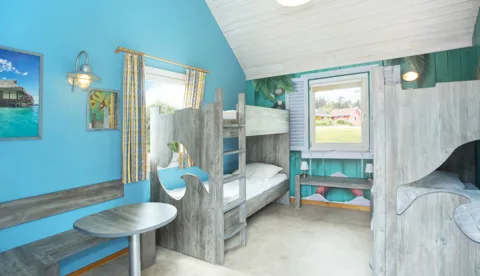 Heide Park Resort Holiday Camp Hütte Innen Neu 002
