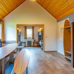 Entdecke jetzt die Hütten im Holiday Camp des Heide Park Resorts