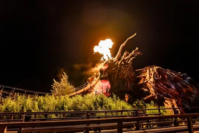 HPR Colossos Feuer Nacht